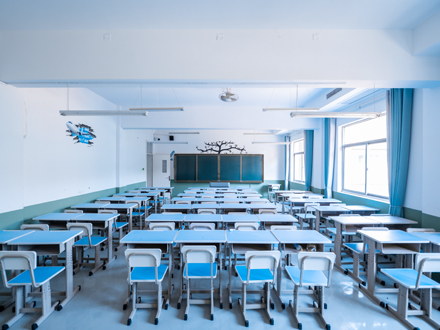 合阳学生教室